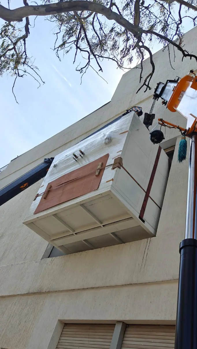 Machine lifting to 3rd floor